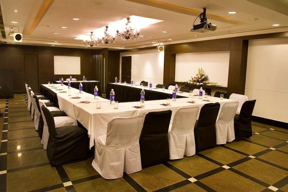 Hotel Broadway Delhi Servizi foto