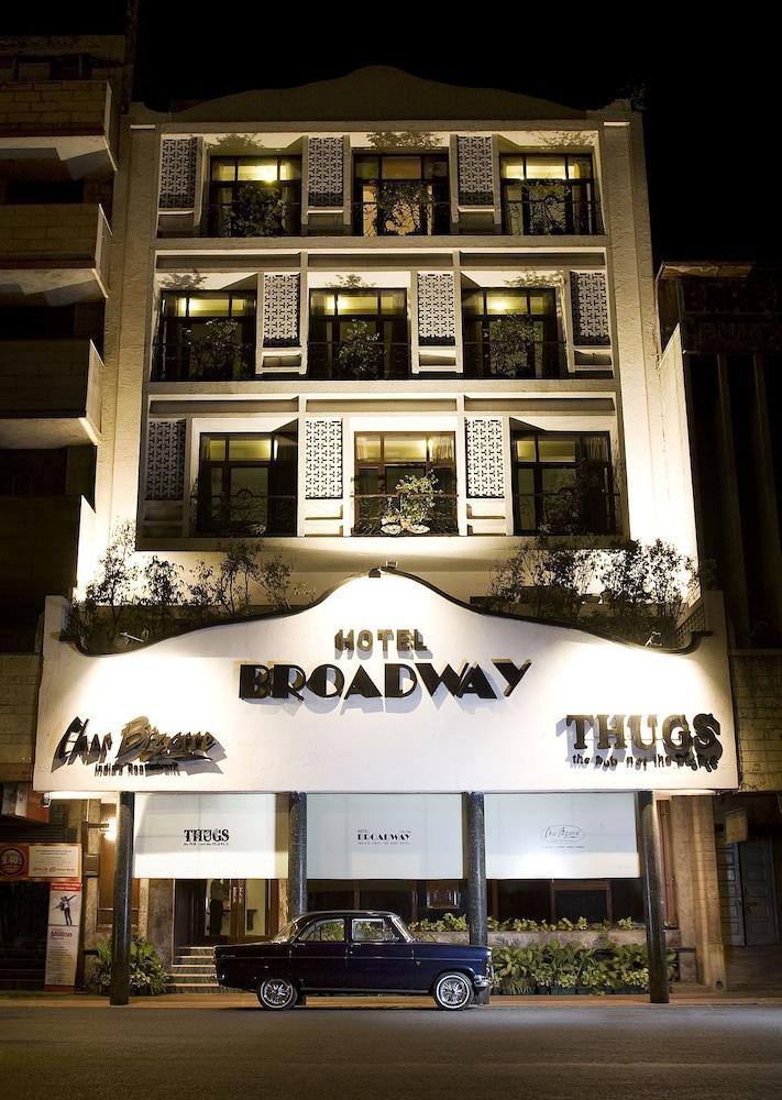 Hotel Broadway Delhi Esterno foto